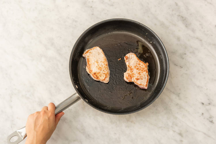 Schweinelachssteaks braten