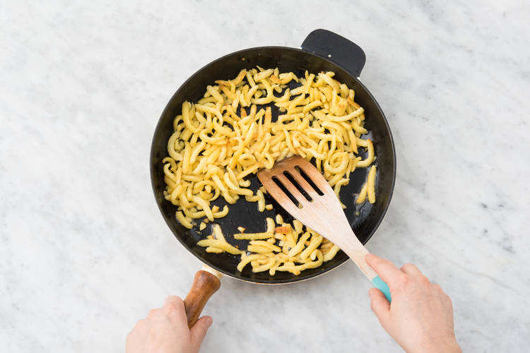 SPÄTZLE VORBRATEN
