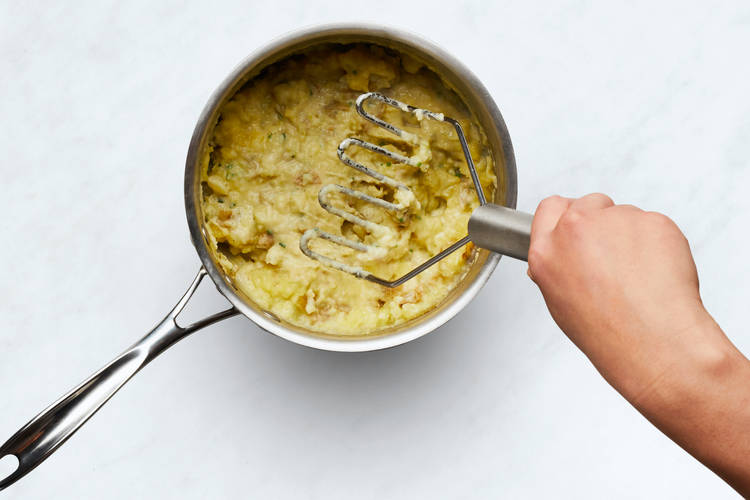 Make Mashed Potatoes
