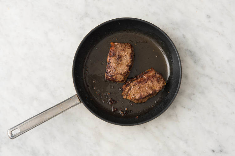 FLEISCH BRATEN