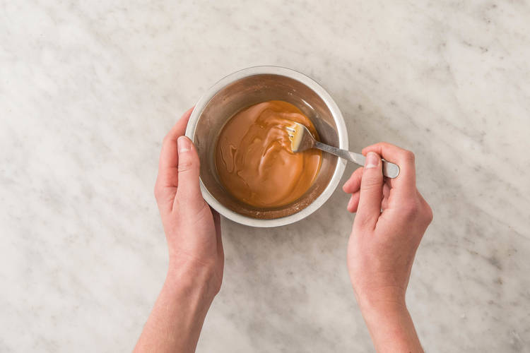 MAKE CORNSTARCH MIXTURE