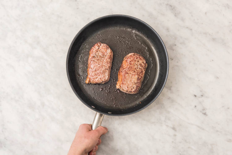 COOK THE BEEF STEAK