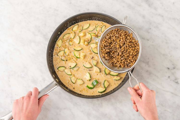 CURRY-LINSEN-SOSSE KOCHEN