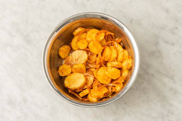 FÜR DIE BLECHKARTOFFELN