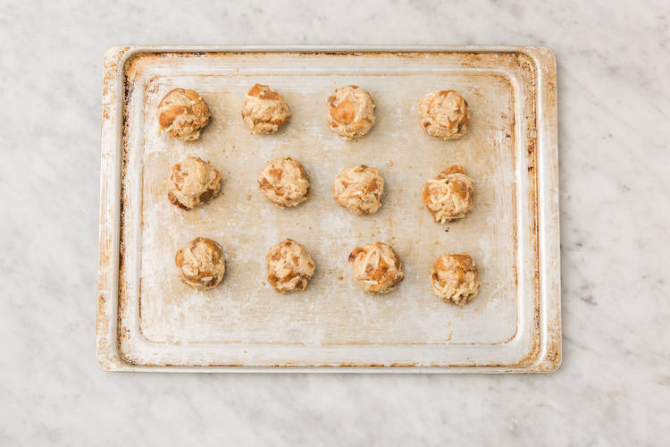 KNÖDEL BACKEN