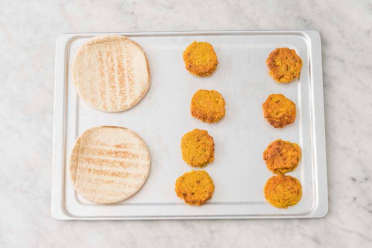 BAKE PITAS & FALAFEL