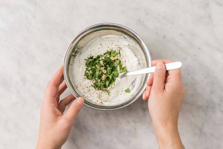 MAKE GARLICKY YOGURT