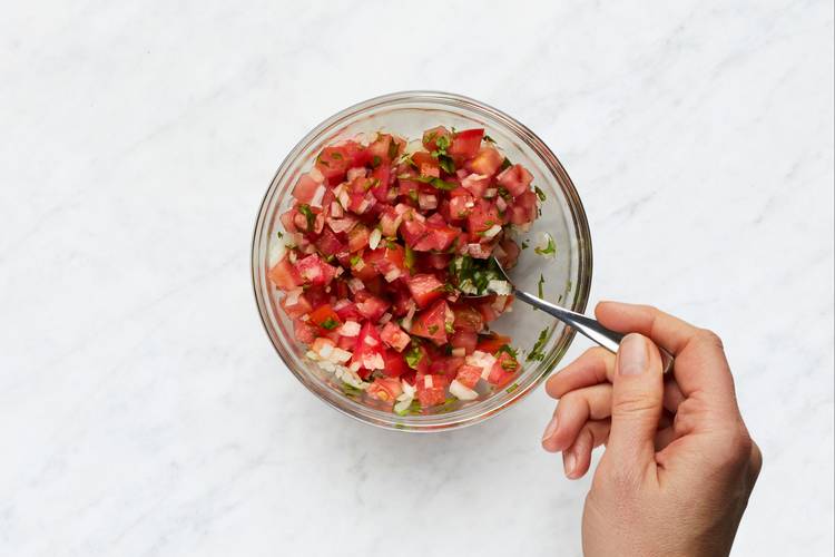 Make Pico de Gallo