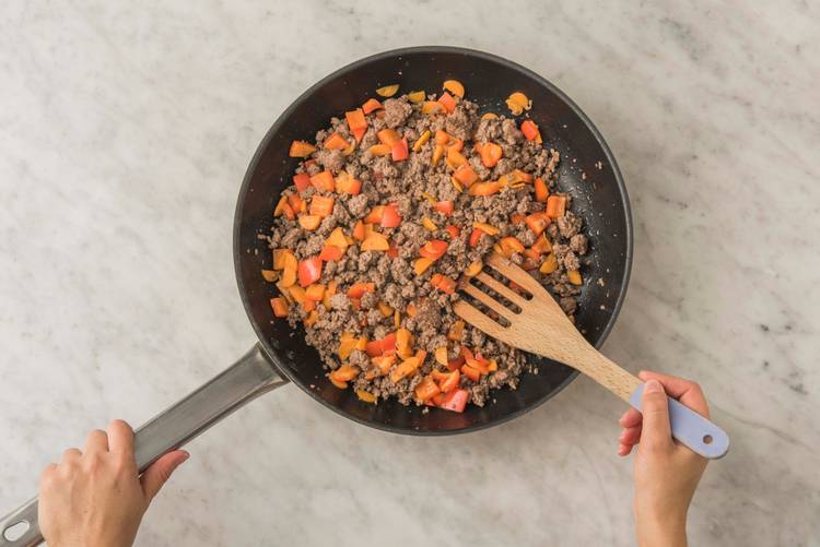 COOK THE BEEF & VEGGIES