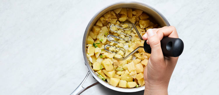 Make Mashed Potatoes