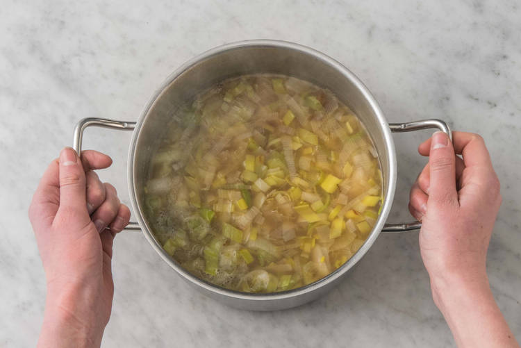 Suppe kochen