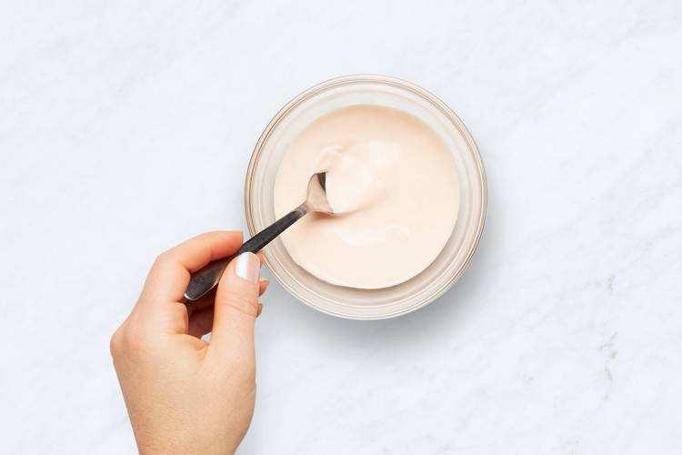 Make Sriracha Crema