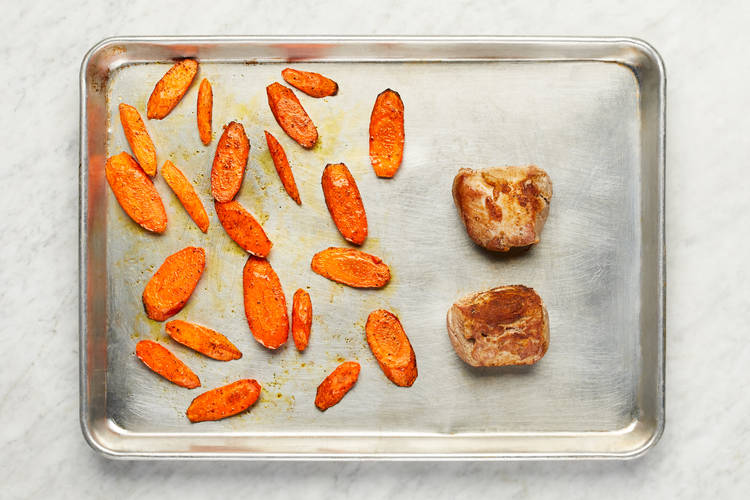 Cook Carrots and Pork
