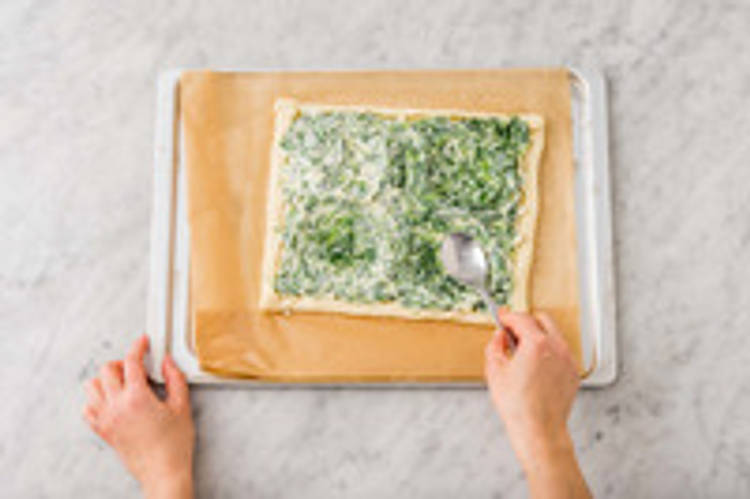 Garnir la pâte feuilletée