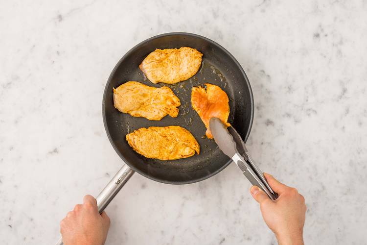 HÄHNCHENBRUST BRATEN