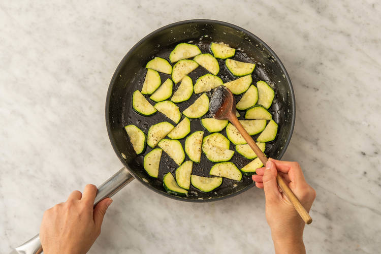 ZUCCHINI ANBRATEN