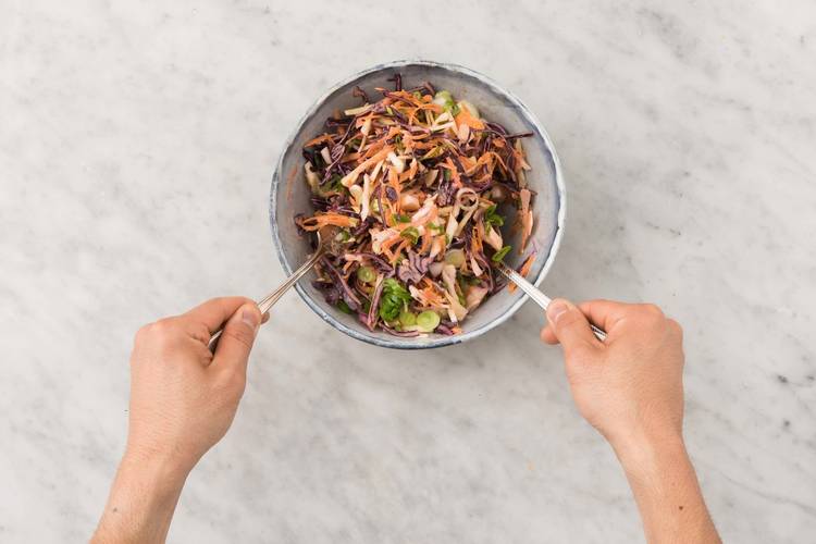 2 PRÉPARER LA SALADE