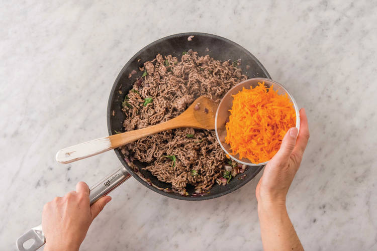 cook the beef mince