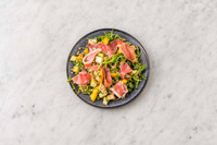 Mélanger la salade