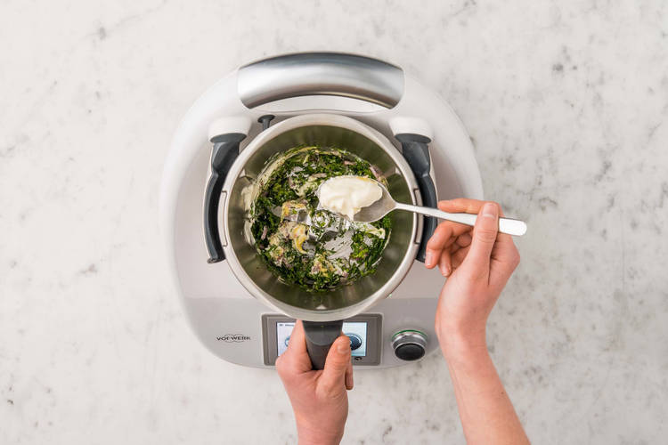 FÜR DEN KRÄUTERDIP