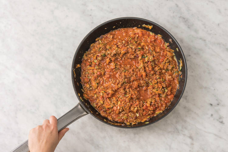 Finish the ragu