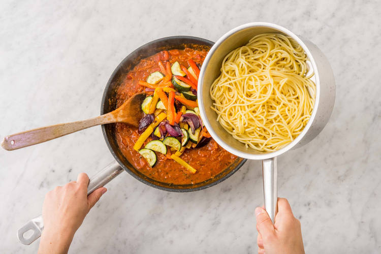 Blanda pasta med sås
