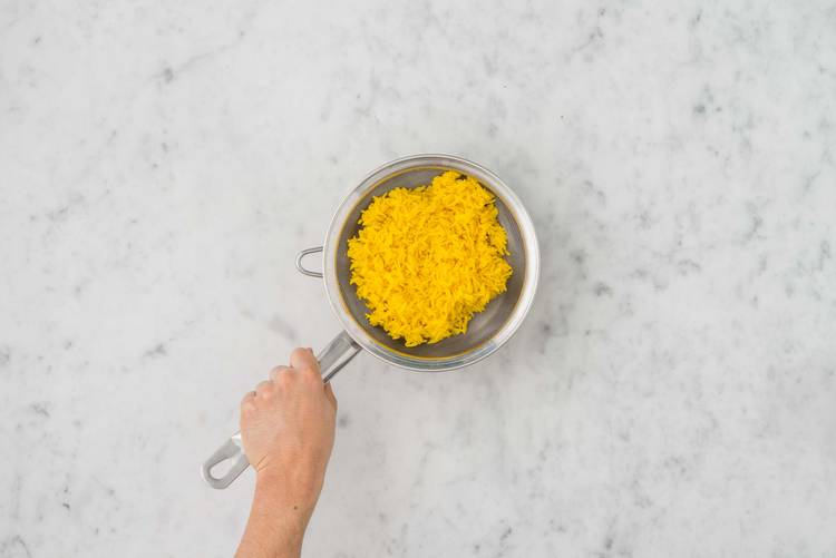 Cook the rice