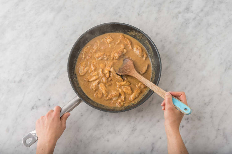 Lav peanutbuttersauce