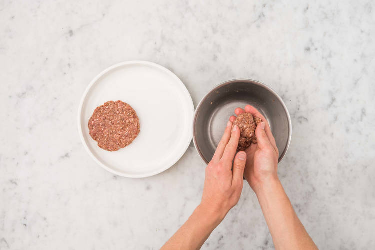 FORM BURGER PATTIES