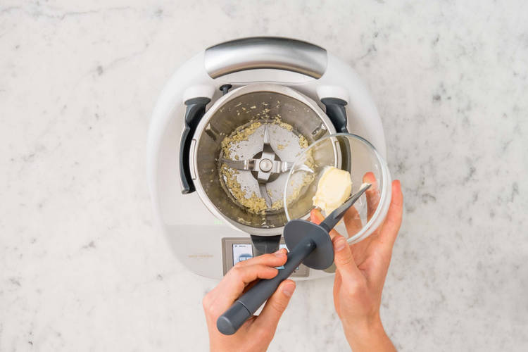 ZERKLEINERN & MISCHEN