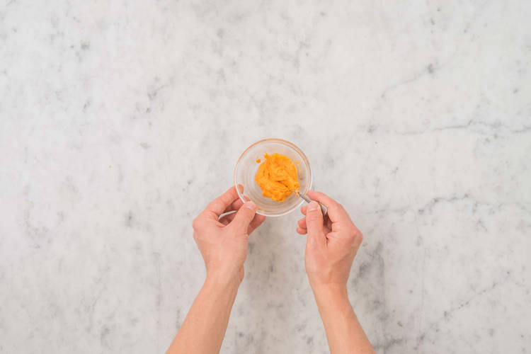 PRÉPARER LA SAUCE ET LE BEURRE