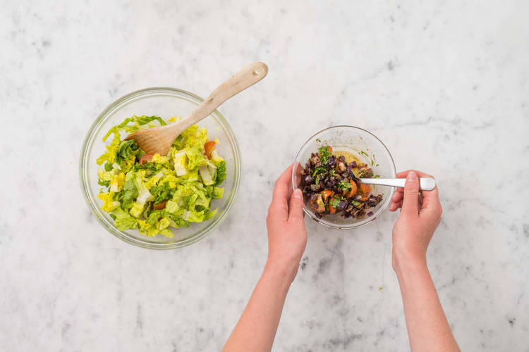 PRÉPARER LA SALADE ET LA SALSA