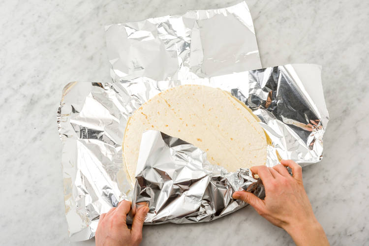 RÉCHAUFFER LES TORTILLAS