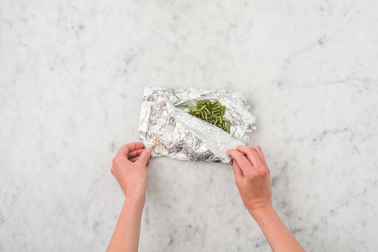 GRILL BEANS & BURGERS