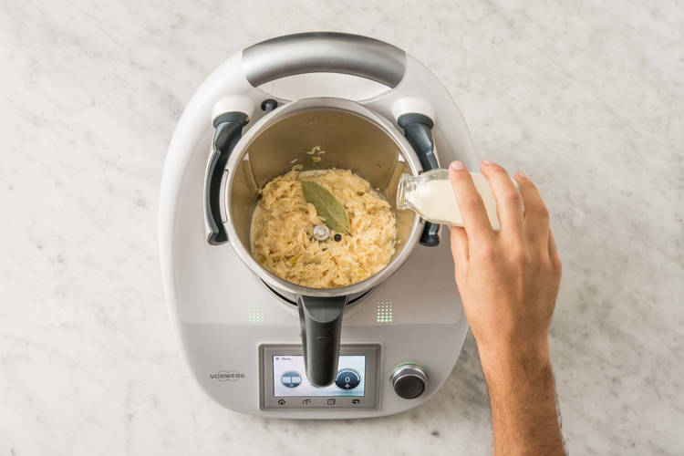 SAUERKRAUT KOCHEN