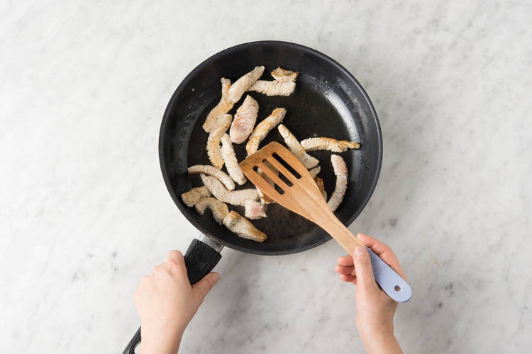 HÄHNCHENBRUST BRATEN