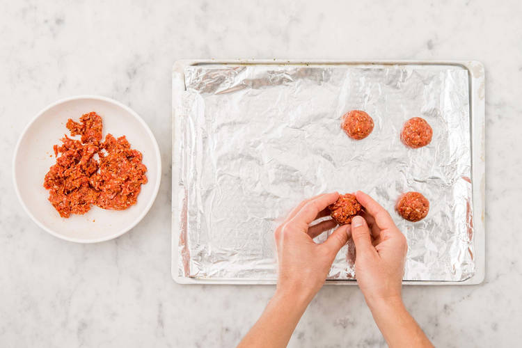 Préparer et cuire les boulettes