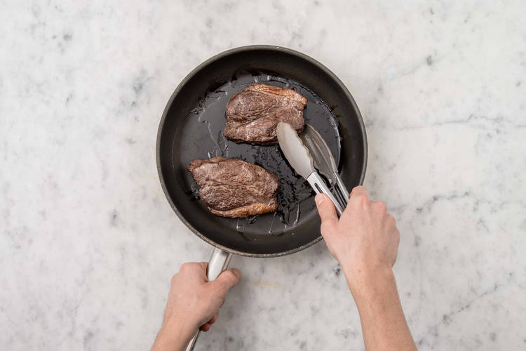STEAKS BRATEN