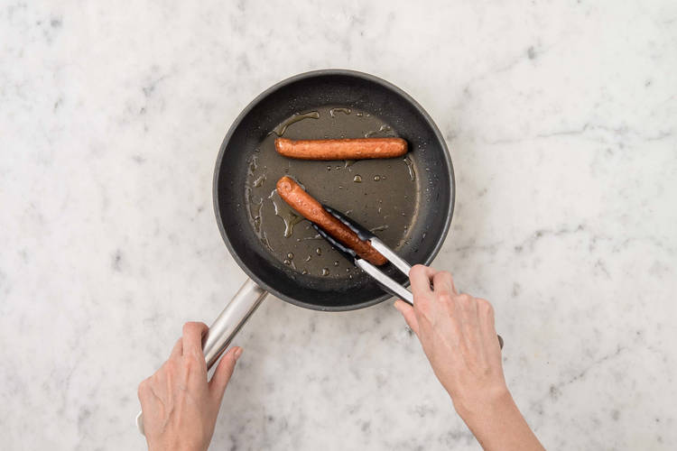 Cuire les merguez de bœuf