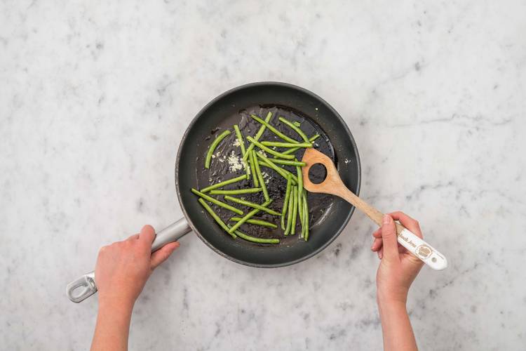 Garlicky Green Beans