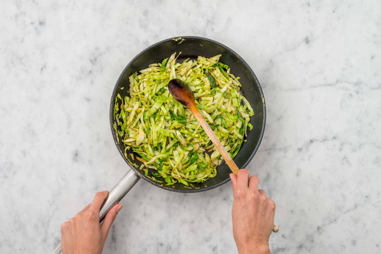 Couper le chou pointu