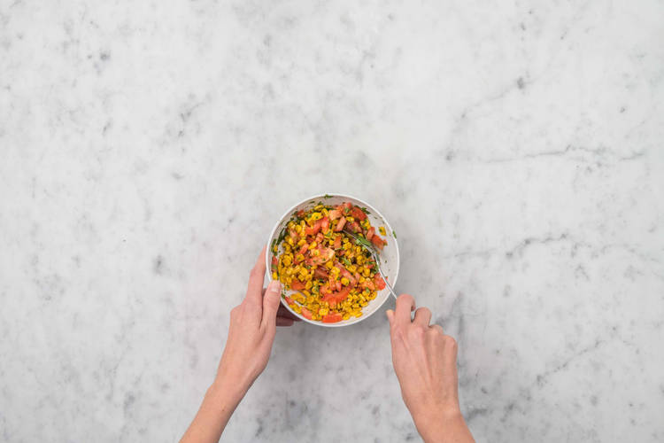 Bland tomatsalsa