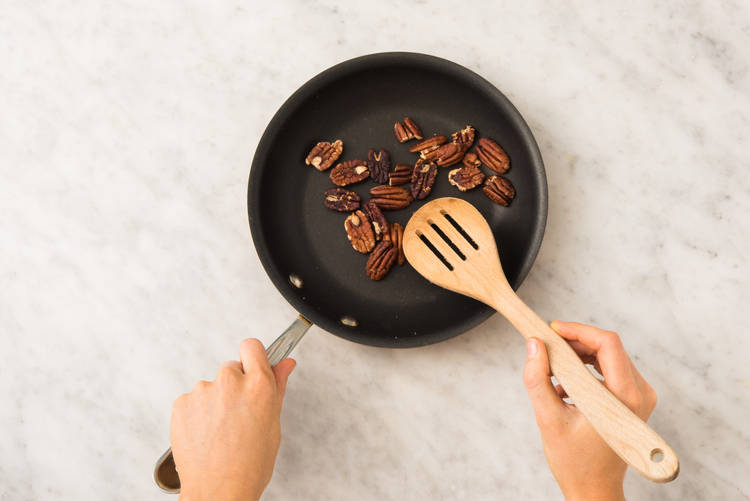 Faire griller les pacanes