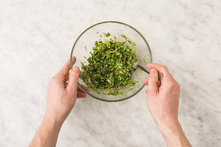 Préparer le chimichurri