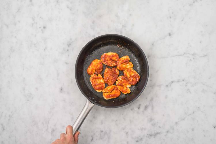 Coat the Halloumi