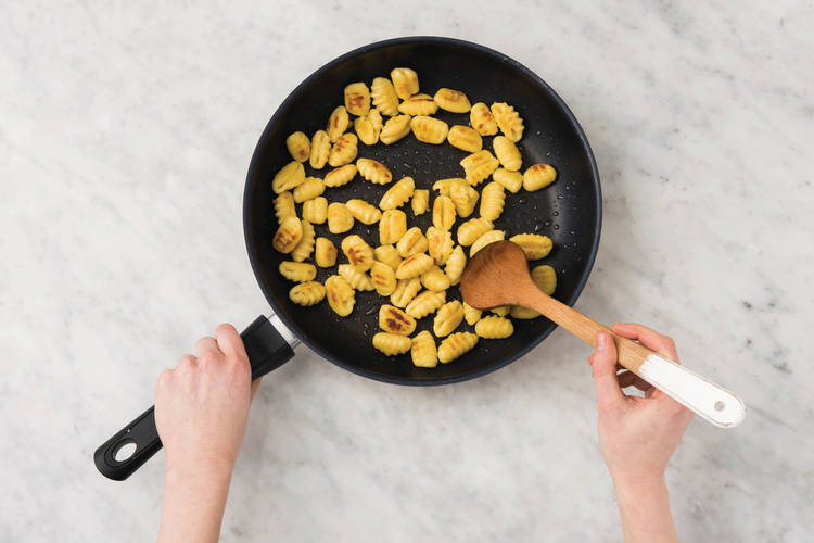 Fry the gnocchi