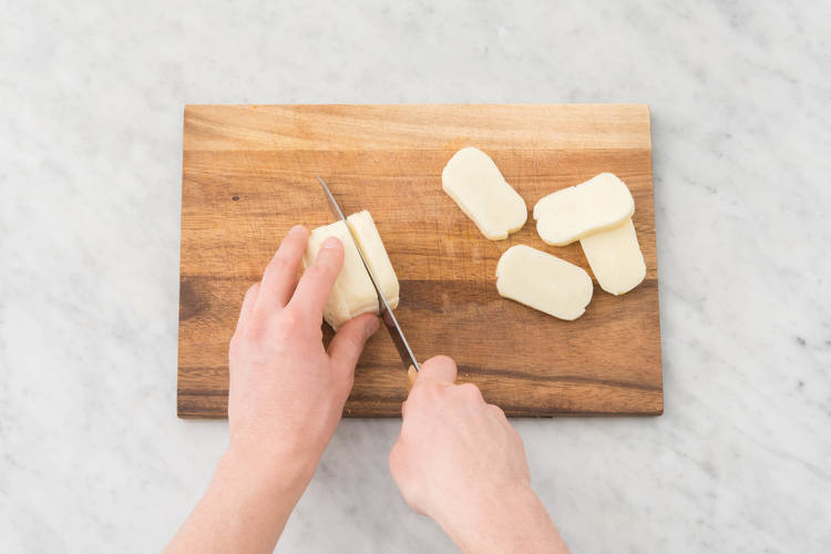 Dela halloumi