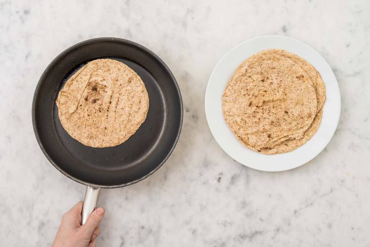 Make the 'Chapatis'