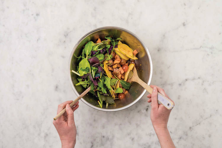 Dress salad