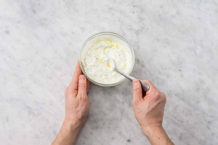 Préparer le tzatziki